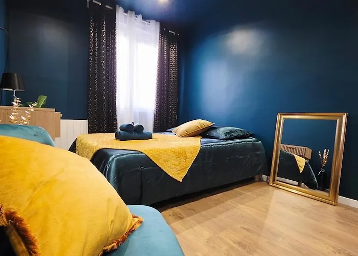 Indigo - Centre Apartment